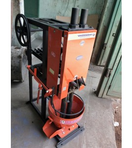 Masala Powdering Kandap Machine